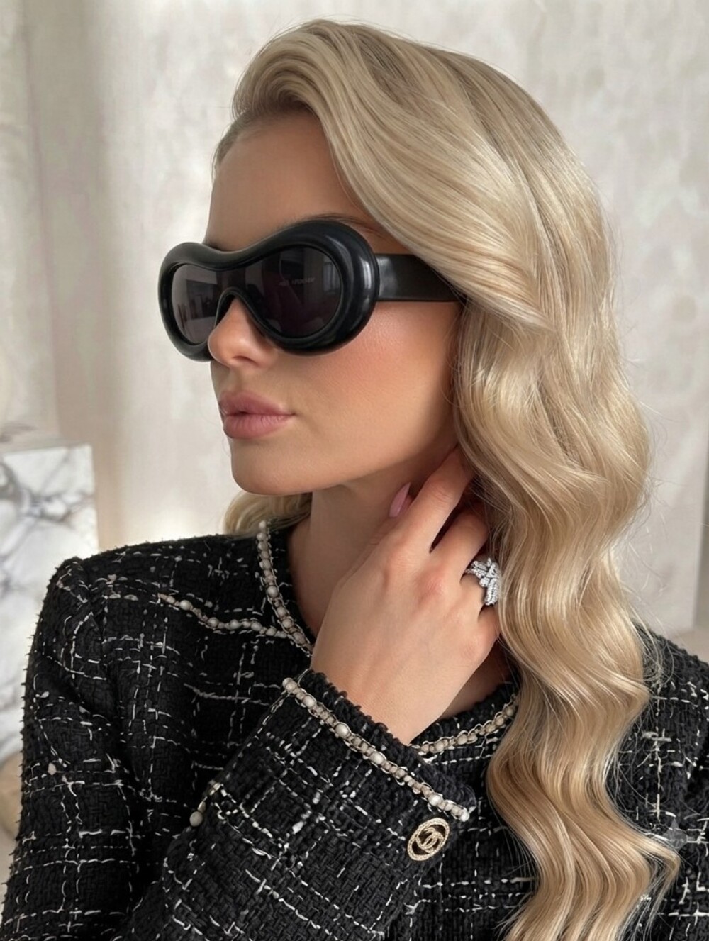 Beloved Millinery Gorgeous  Thick Frame Black Retro Vintage Style Sunglasses